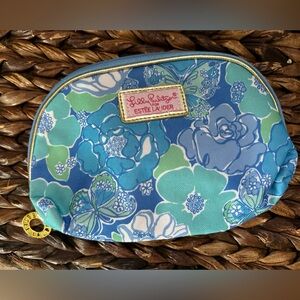 Lilly Pulitzer for Estee Lauder Blue Floral Cosmetic Bag New without tag